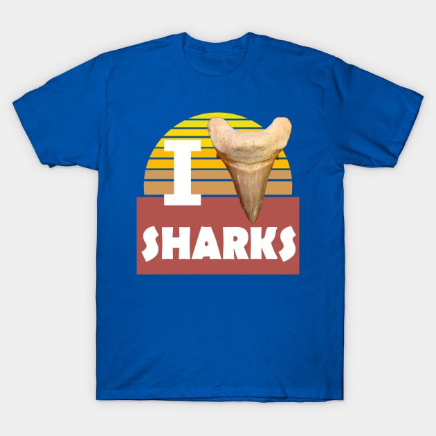 I love sharks T-Shirt by hauntedjack